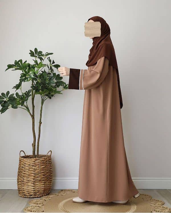 Crown Abaya with stoller 1