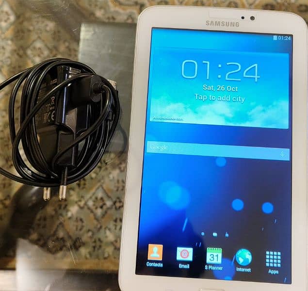 Samsung Galaxy Tablet 3 With Charger 1