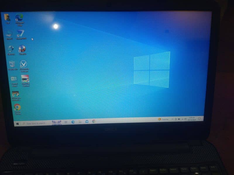 dell Inspiron 3000 3