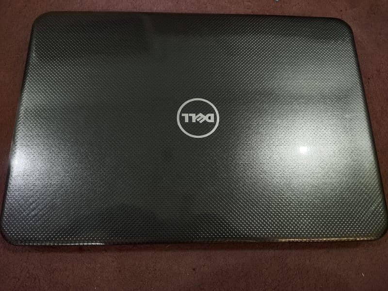 dell Inspiron 3000 7