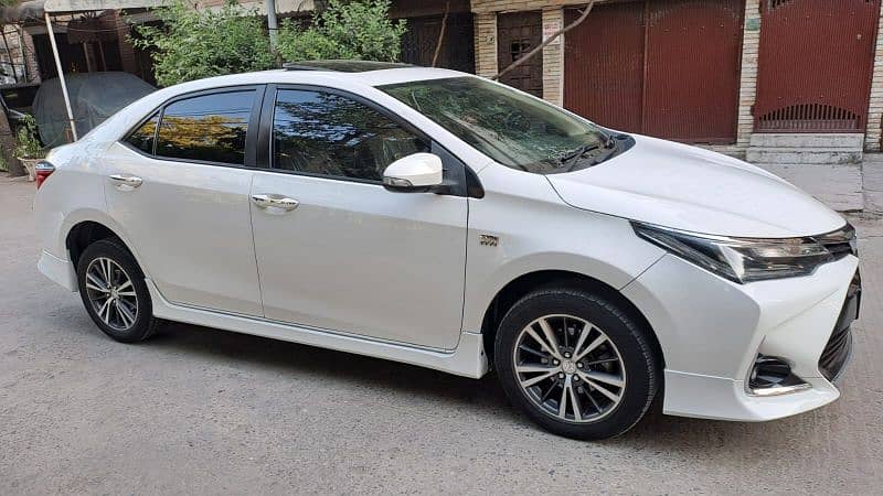 Toyota Corolla Altis 2021 Special Edition Sunroof automatic 7