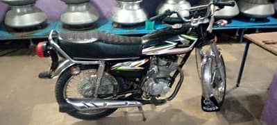 Honda 125 2016 ok bike dadu number exchange possible