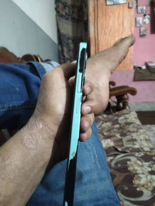 realme c51 good condition only daba available 0