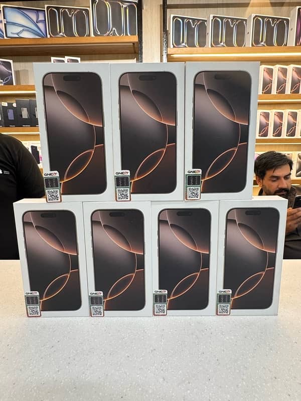 iPhone 16 Pro Max 256 GB Desert Titanium 11