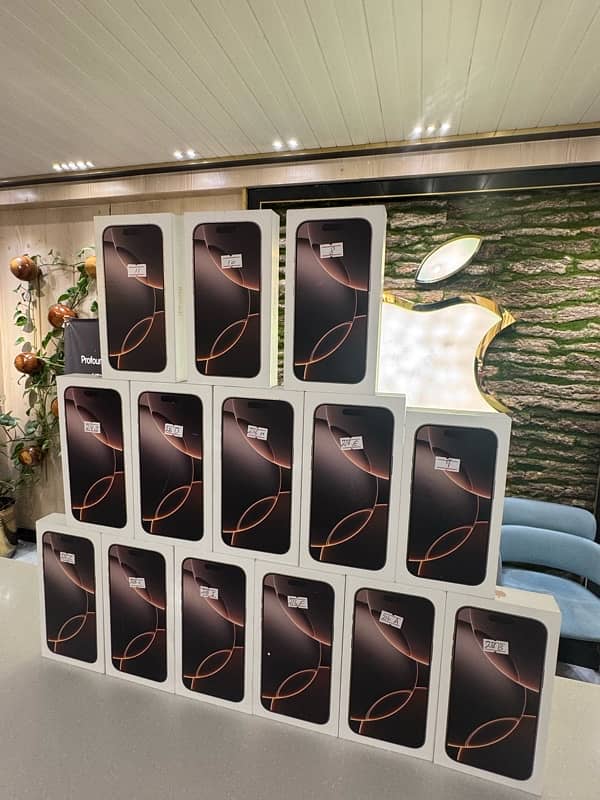 iPhone 16 Pro Max 256 GBOfficial Mercantile PTA approved 12