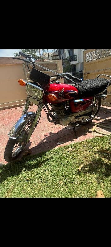 Honda 125 2022 3