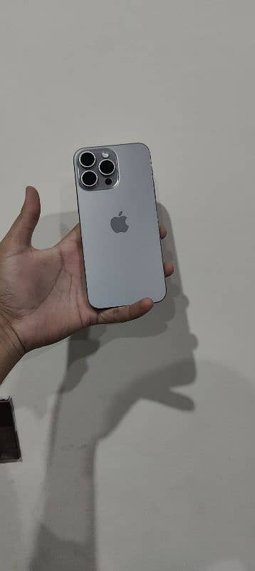 IPHONE 15 PRO MAX PTA APPROVED. 0