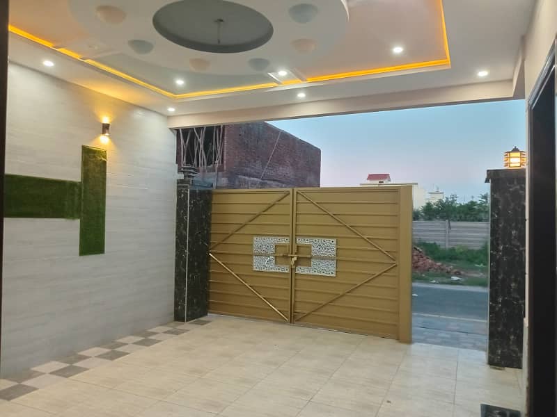 6.6 Marla Brand New Luxury House For Sale, Canal Palms , Sargodha 2