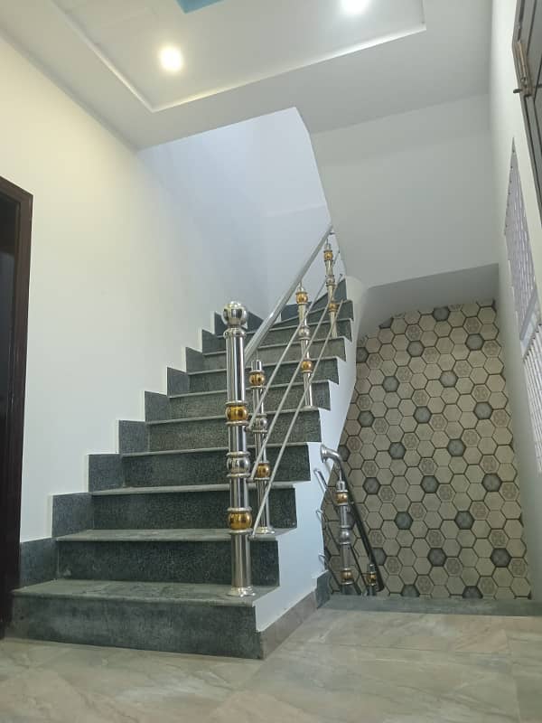 6.6 Marla Brand New Luxury House For Sale, Canal Palms , Sargodha 5