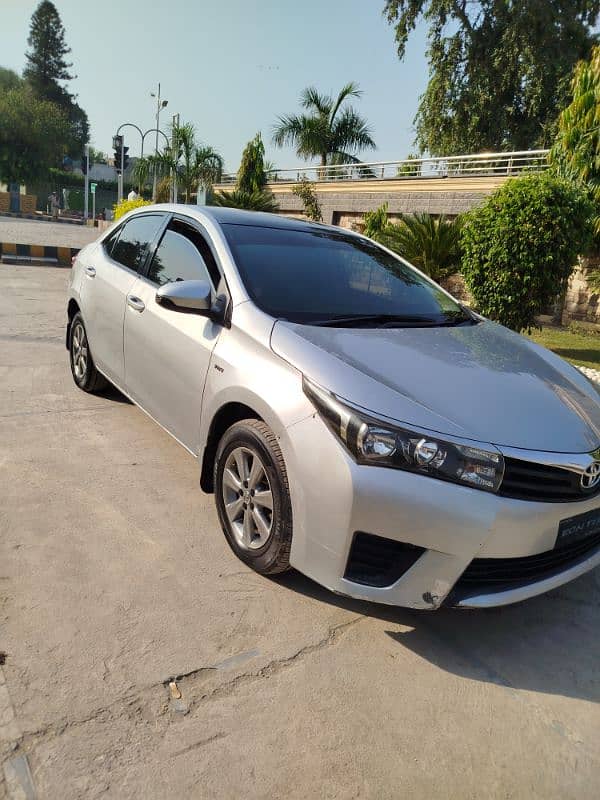 Toyota Corolla GLI 2014 2