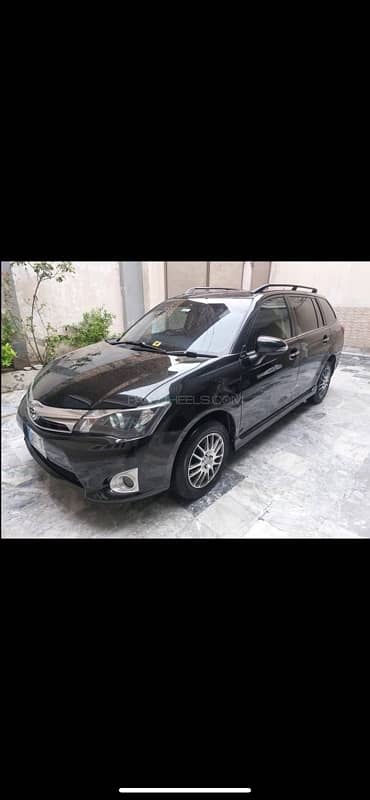 Toyota Corolla Fielder 2014 1