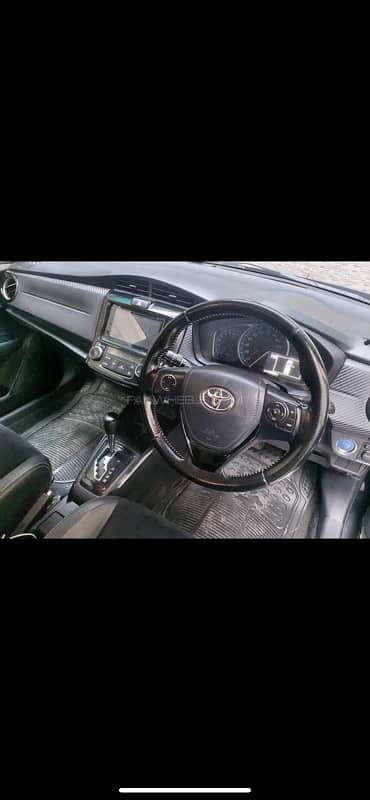 Toyota Corolla Fielder 2014 7