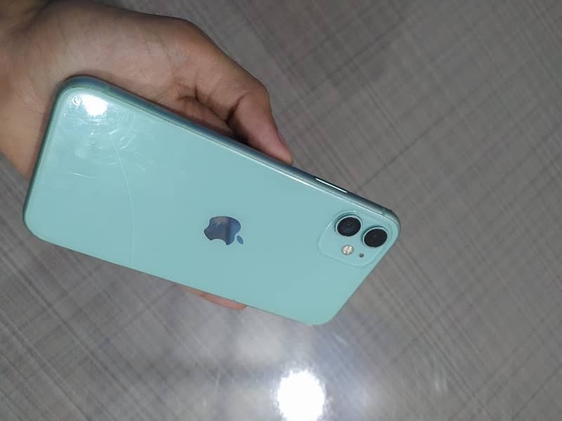 IPhone 11 NON PTA 64 GB 1