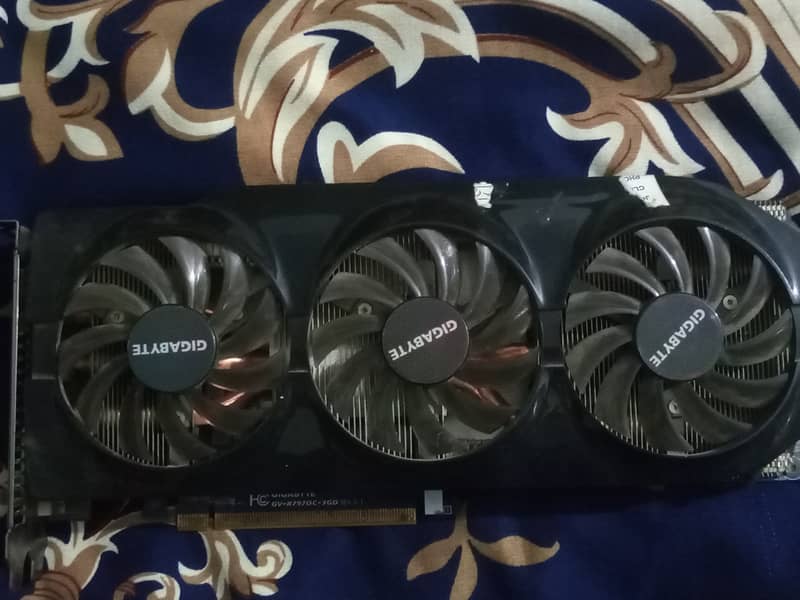 Graphics card for sell (Read Add) Gtx960 and R9 280 And Quadro 4000 2