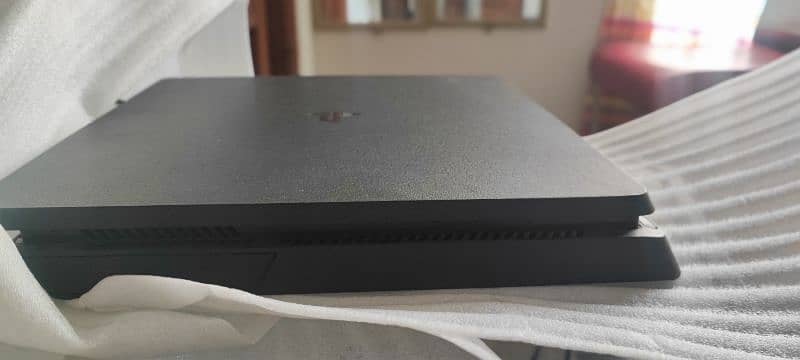 Ps4 4 Slim 2