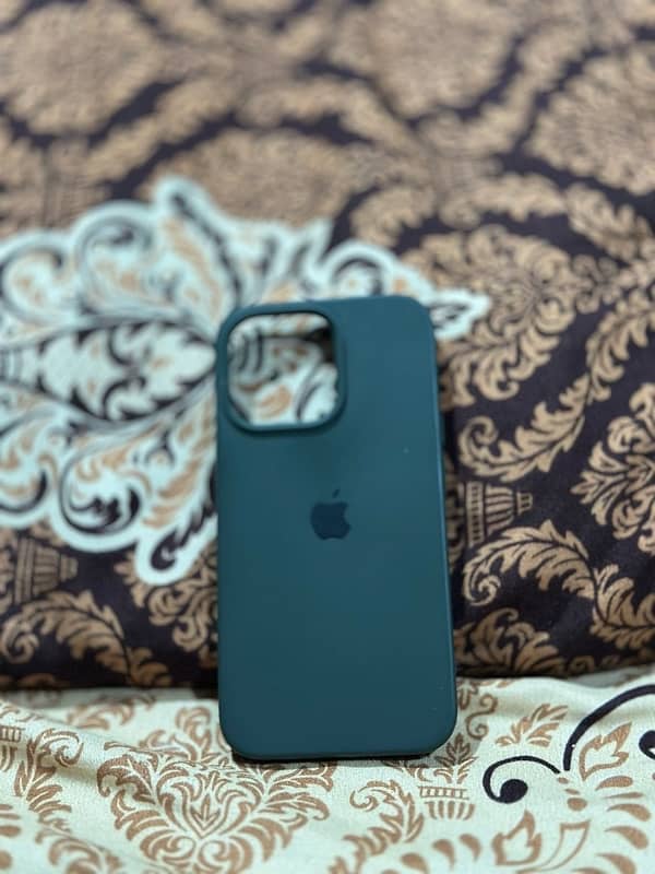 IPHONE 13 Pro Covers 3