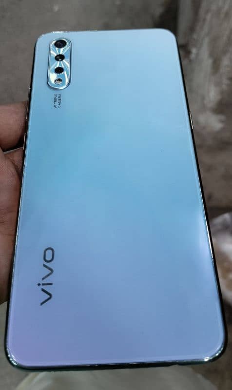 VIVO S1 1