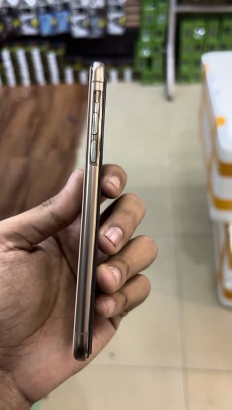 IPhone XS 256 GB PTA Approved. 1