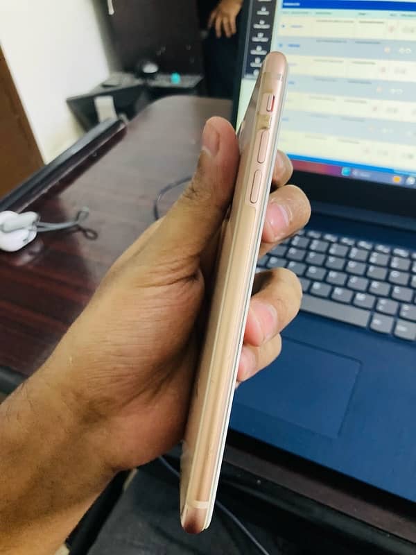 IPHONE 8plus 256 GB 4