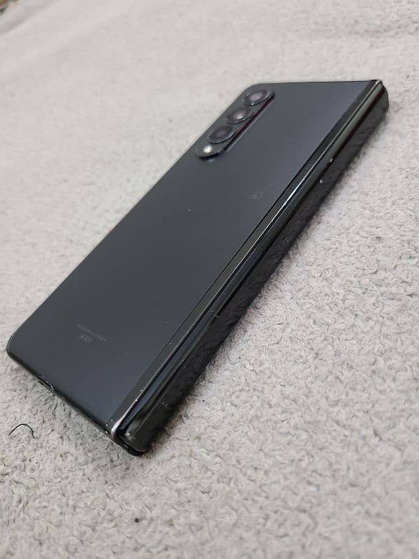 samsung galaxy z fold3 iPhone oneplus oppo vivo sony 9