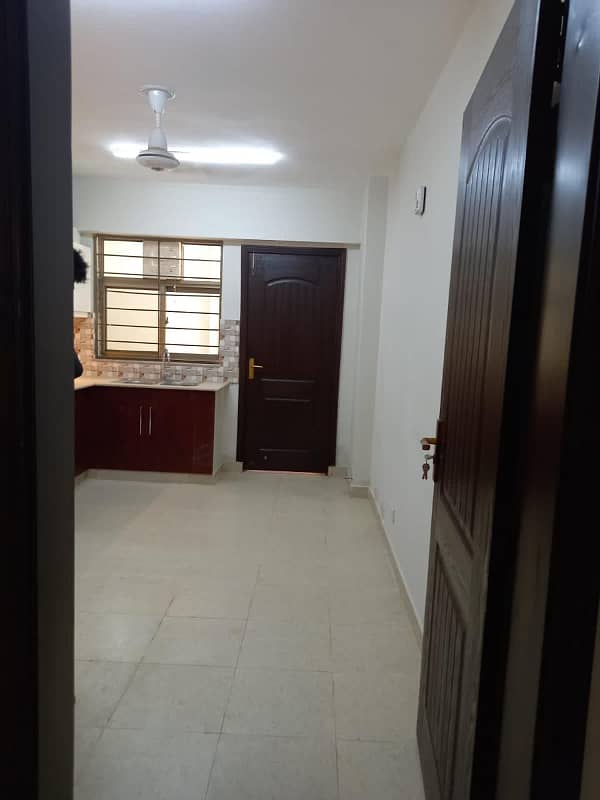 14 Marla Apartment Is Available For Rent In Askari 10 Sector F At Super Hot Location The Apartment Has Proper 4 Bedrooms With Attached Washrooms 23