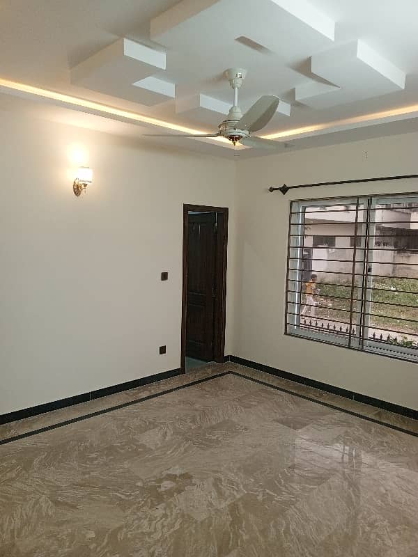 8 Marla Beautiful Upper Portion For Rent At Reasonable Price 7