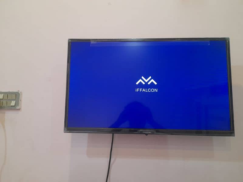 IFFALCON LED TV BY MADE BY TCL 4