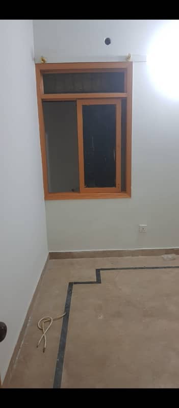 2 bed dd portion available for rent in north Karachi 1