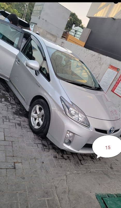 Toyota Prius 2012 1800cc import 2015 3