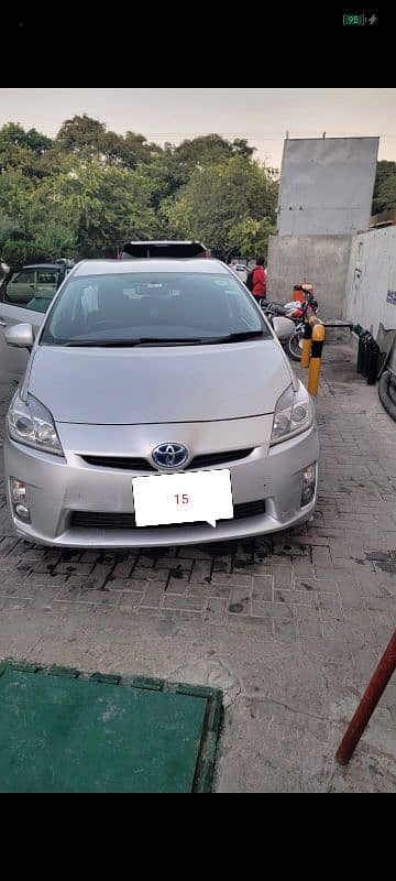 Toyota Prius 2012 1800cc import 2015 4