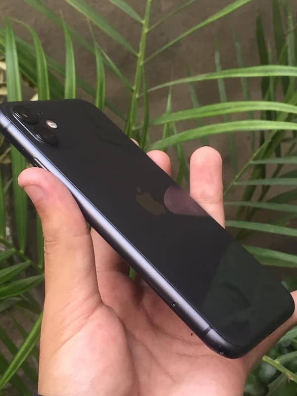 Iphone 11 Pta approved 128gb 3