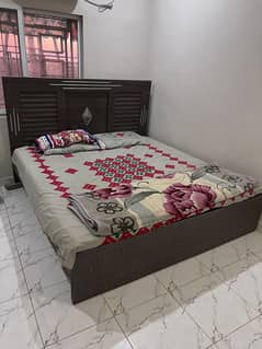 Bed set with wardrobe for urgent sale