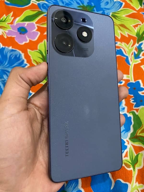 tecno spark 10 pro box+charger 1/2month warranty avaible 1