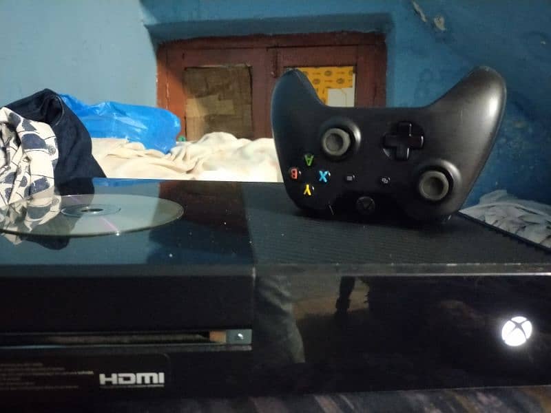 Xbox one 500gb hard 1 controller 0