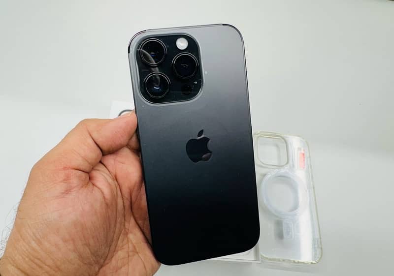 iPhone 14 Pro, 512GB matt black (Dual SIM) PTA approved 1