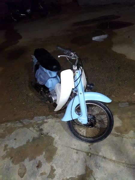 Honda 50 C50 4