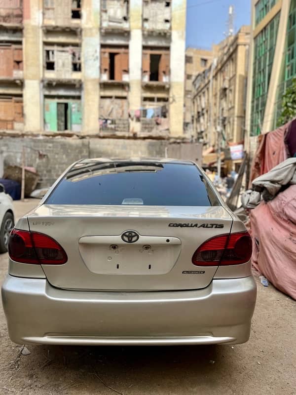 Toyota Corolla Altis 2006 3