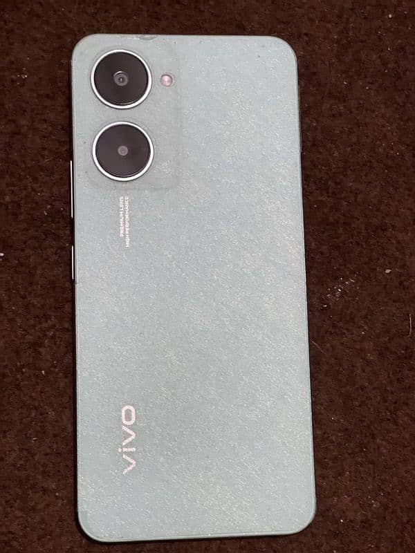 vivo Y03 0