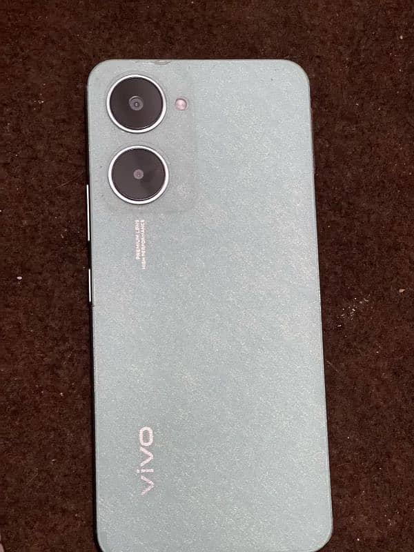 vivo Y03 1