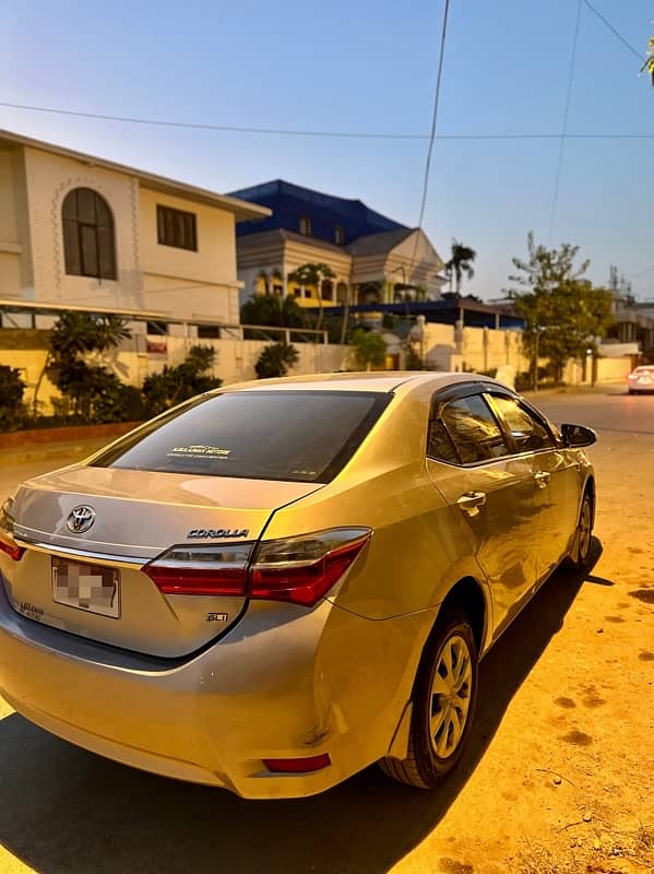 Toyota Corolla GLI 2017 auto 5