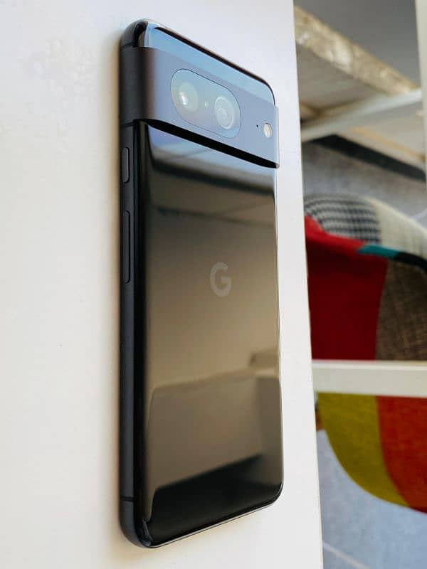 Google Pixel 8 2