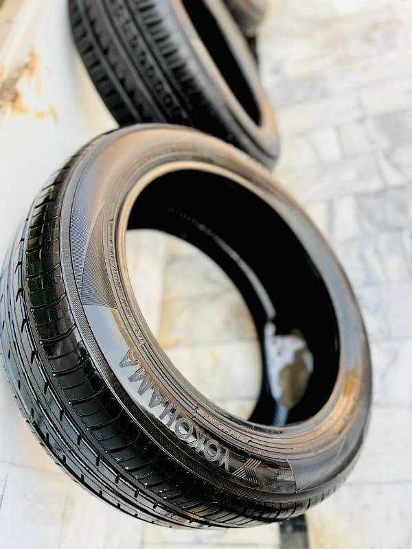 215/55/17 Yokohama Bluearth Tyres 3