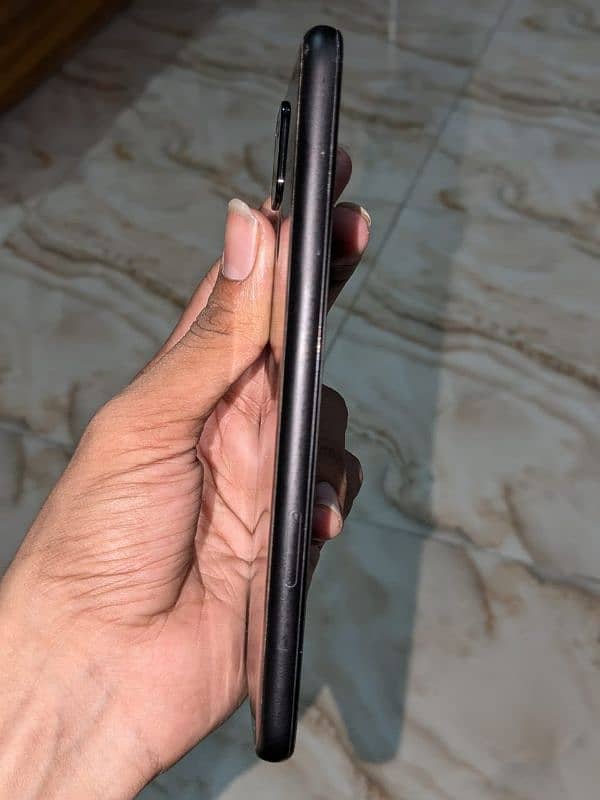 Google pixel 4a5g 6/128 for sale 3