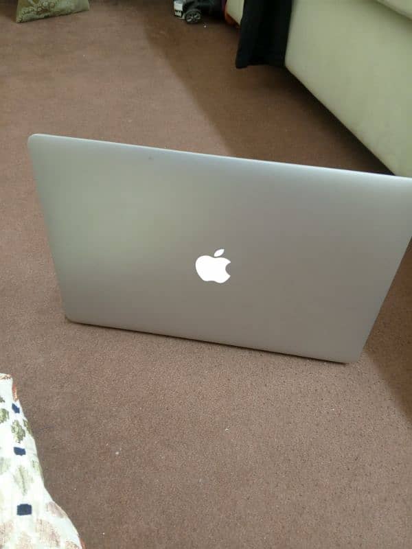 MacBook pro 15 For Sell 4