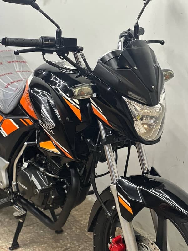 honda cb150f 2022 model ( 14000 used ) 4