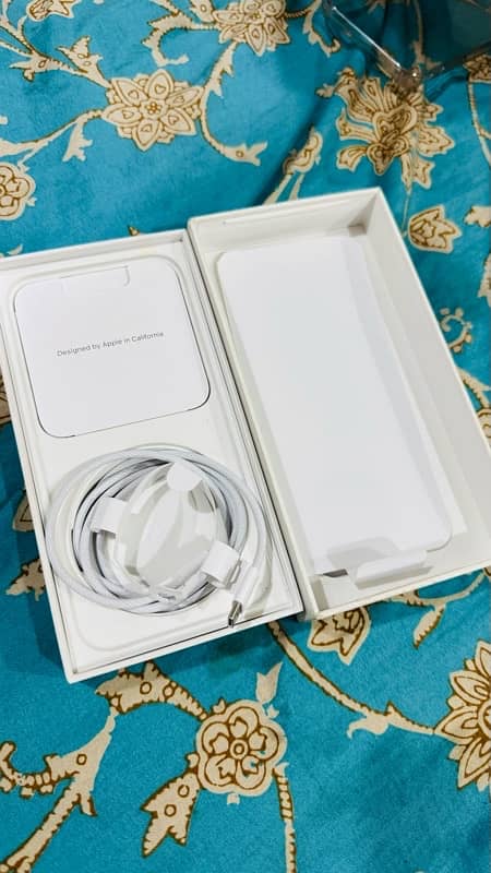 IPHONE 15 PRO MAX 256gb NON PTA JV (OPEN BOX) 14