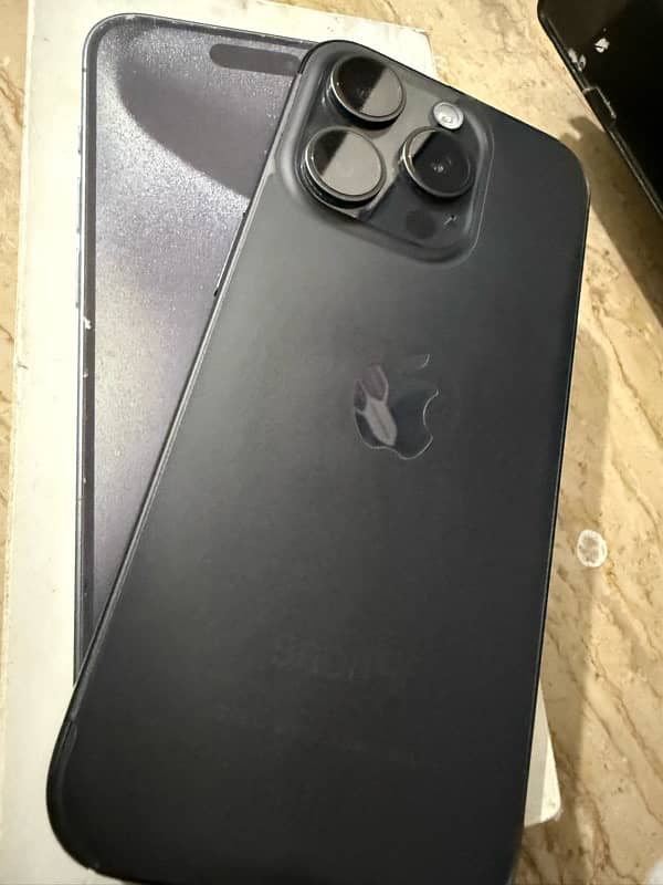 iPhone 15 pro 0