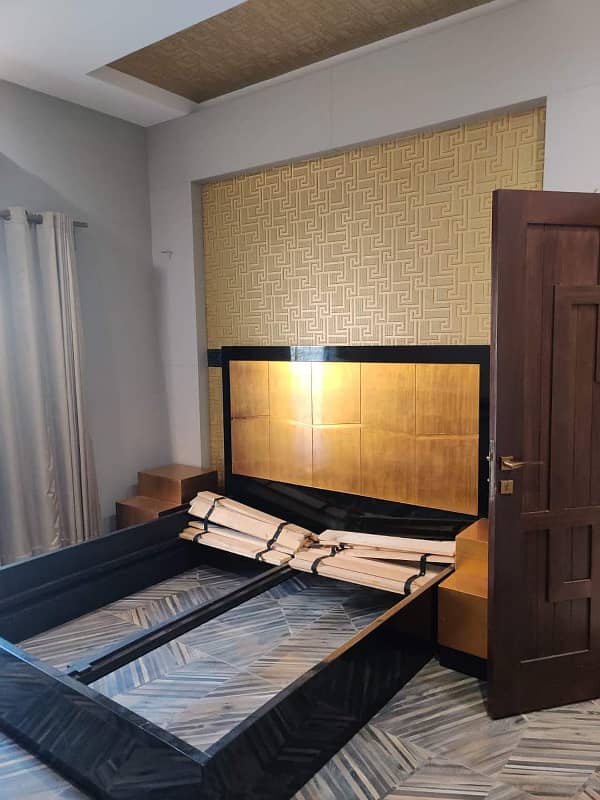 10 Marla Used Luxury Non Furnished House Available For Sale In Bahria Town Lahore 13