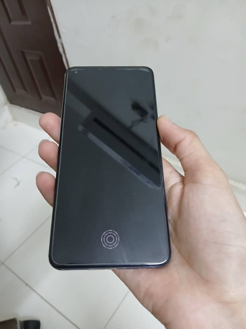 OnePlus 9 5G  Urgent Sale 1