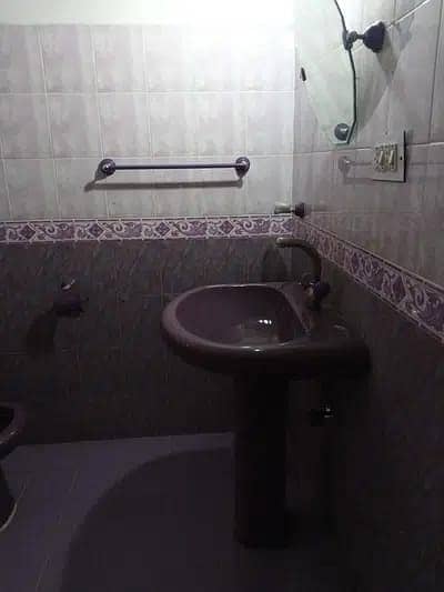 Old Lalazar House For Sale Zafir Akbir Road Naer Pso Pumap Vip Laction 6